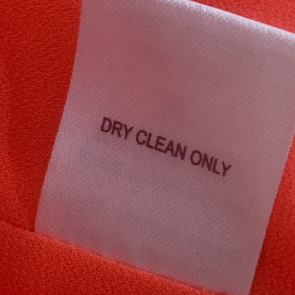 Prose & Poetry Cropped Short Puffy Sleeves Back Zipper in Raspberry Red size M - Picture 9 of 9